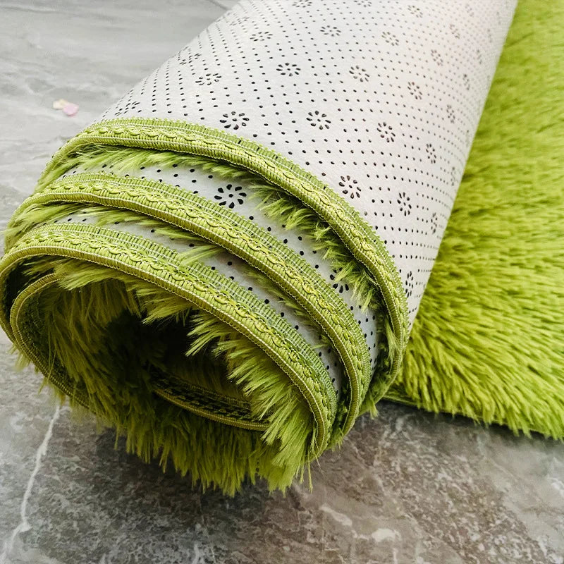 Summer Green Shaggy Rug: Soft, Large Area Rug for Kids' Bedrooms and Living Rooms