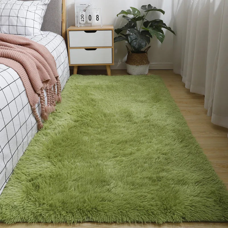 Summer Green Shaggy Rug: Soft, Large Area Rug for Kids' Bedrooms and Living Rooms