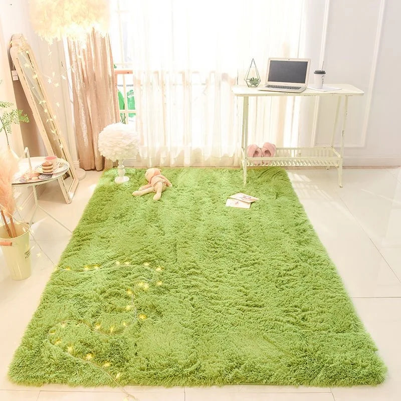 Summer Green Shaggy Rug: Soft, Large Area Rug for Kids' Bedrooms and Living Rooms